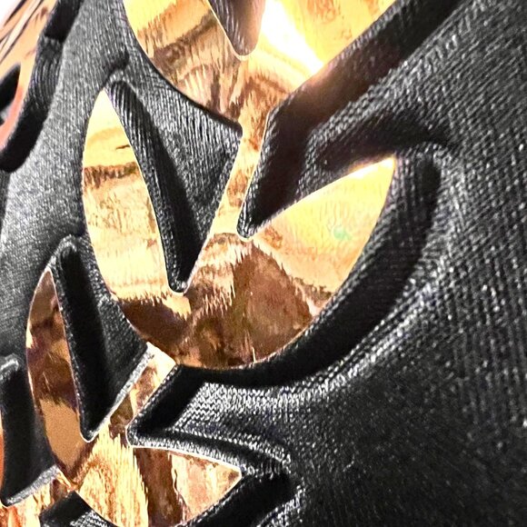 Mystiq 3D Black & Gold Queen Bee Stretch Top-Med-"To Make You Feel Unique" - Picture 6 of 14